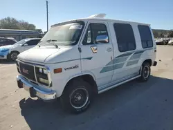 Carros salvage sin ofertas aún a la venta en subasta: 1994 GMC Rally Wagon / Van G2500