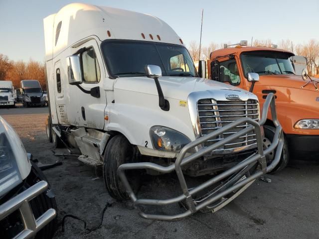 2016 Freightliner Cascadia 125