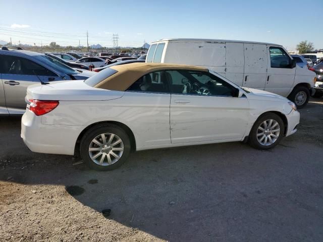 2012 Chrysler 200 Touring