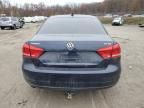 2015 Volkswagen Passat SE