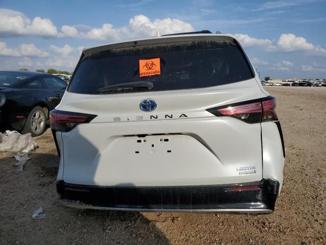 2022 Toyota Sienna Limited