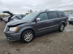 2015 Chrysler Town & Country Limited Platinum