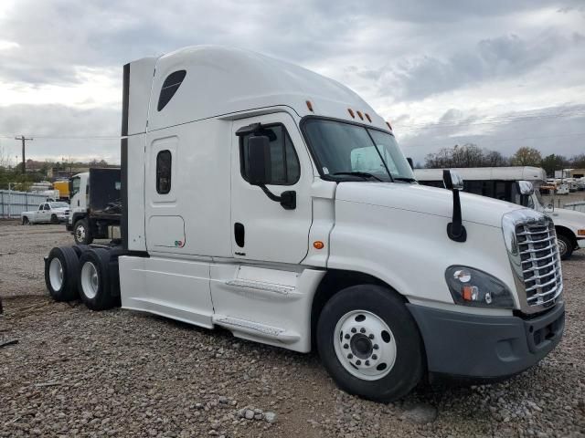 2015 Freightliner Cascadia 125