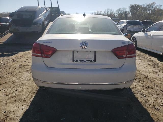 2013 Volkswagen Passat SEL