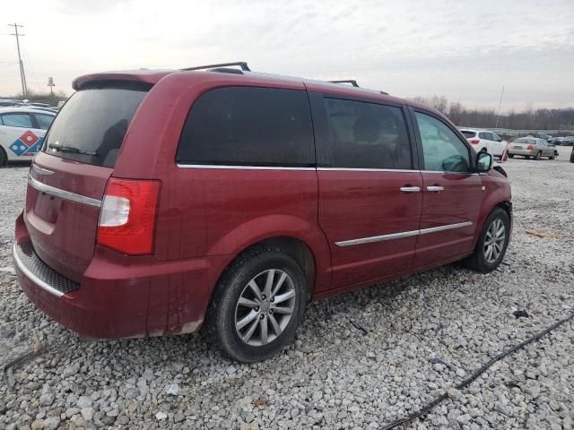 2014 Chrysler Town & Country Touring L