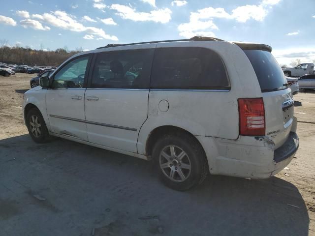 2010 Chrysler Town & Country Touring