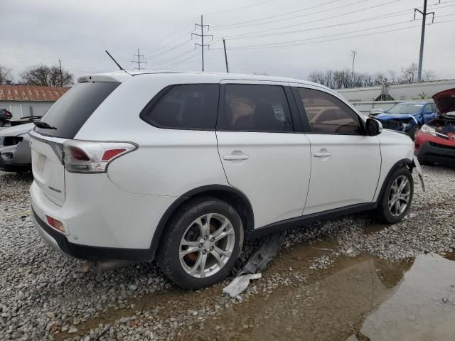 2015 Mitsubishi Outlander SE