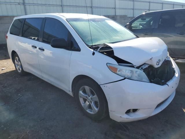 2012 Toyota Sienna