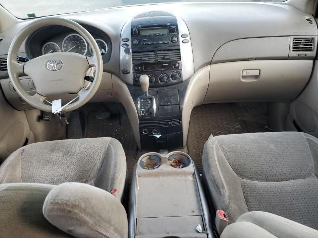 2006 Toyota Sienna CE