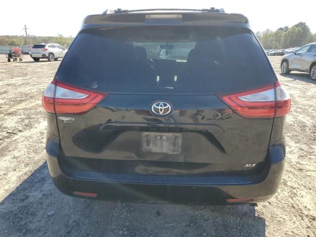 2015 Toyota Sienna XLE