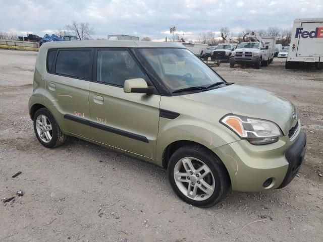 2010 KIA Soul +