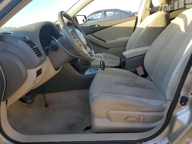 2010 Nissan Altima Base