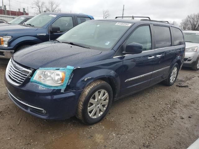 2016 Chrysler Town & Country Touring