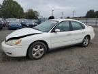 2004 Ford Taurus SE