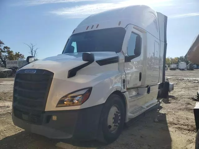 2024 Freightliner Cascadia 126