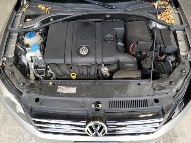 2012 Volkswagen Passat SE