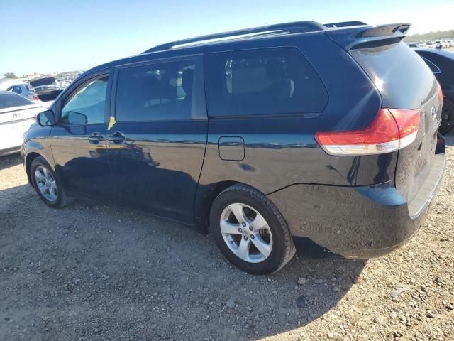 2011 Toyota Sienna LE