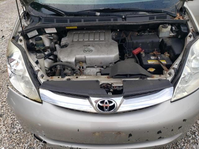 2007 Toyota Sienna XLE