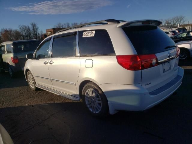 2007 Toyota Sienna XLE