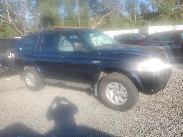 2003 Mitsubishi Montero Sport XLS