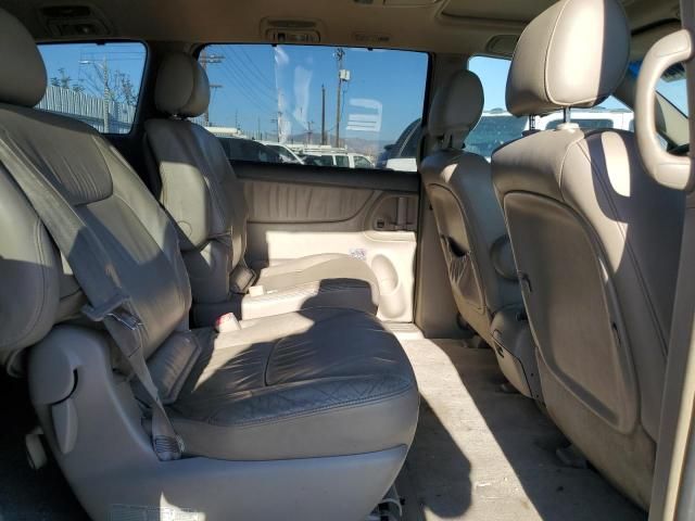 2008 Toyota Sienna XLE