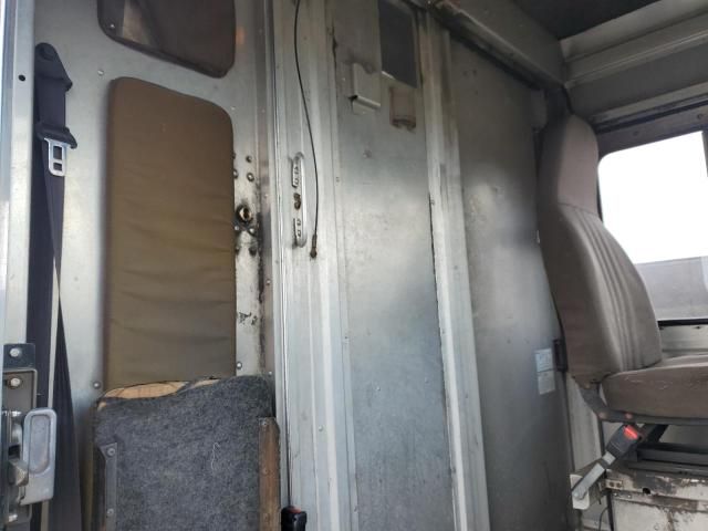 2009 Freightliner Chassis M Line WALK-IN Van