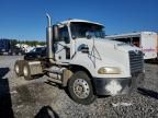 2006 Mack 600 CXN600