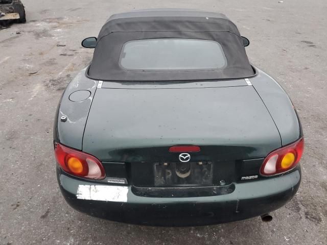 2000 Mazda MX-5 Miata Base