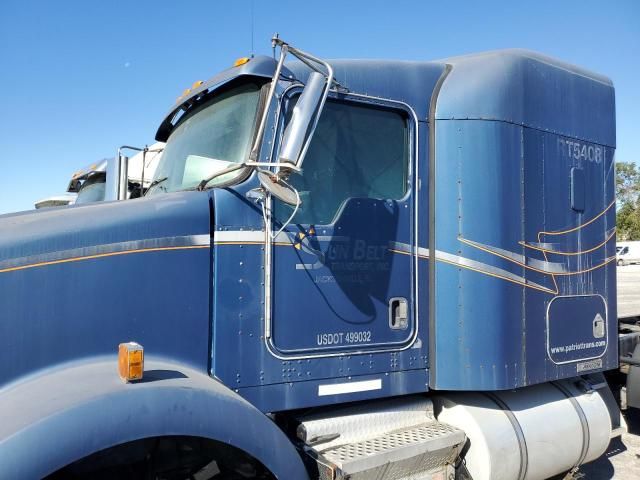 2005 Kenworth Construction T800