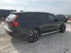 2023 Volvo V60 Cross Country Ultimate