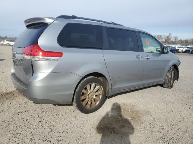 2011 Toyota Sienna XLE