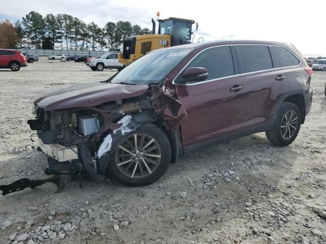 2019 Toyota Highlander SE