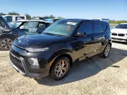 Salvage cars for sale at Arcadia, FL auction: 2020 KIA Soul LX