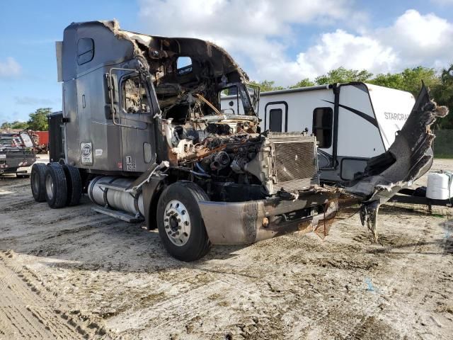 2006 Freightliner Conventional Columbia