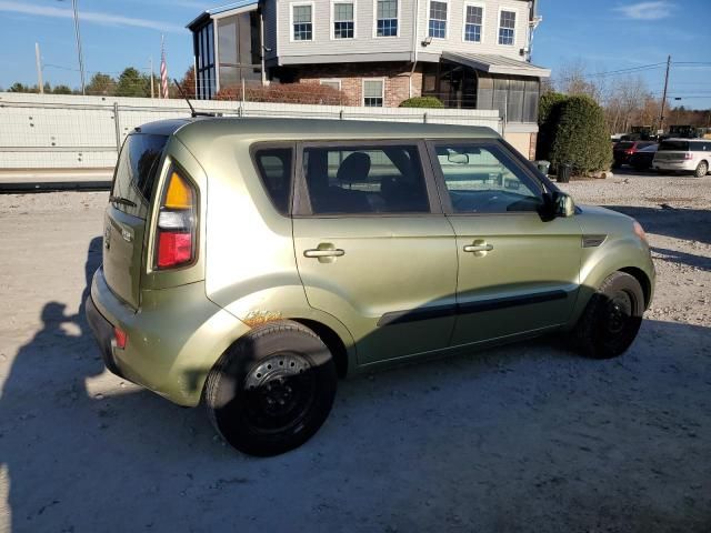 2011 KIA Soul +