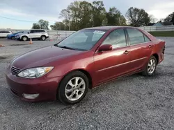 Carros salvage sin ofertas aún a la venta en subasta: 2006 Toyota Camry LE