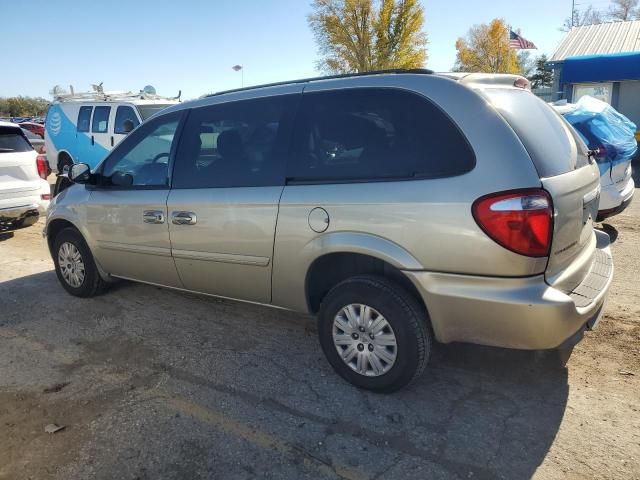 2006 Chrysler Town & Country LX