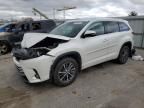 2017 Toyota Highlander SE