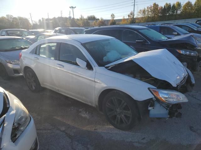 2013 Chrysler 200 Touring