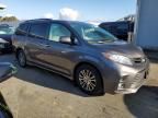 2020 Toyota Sienna XLE