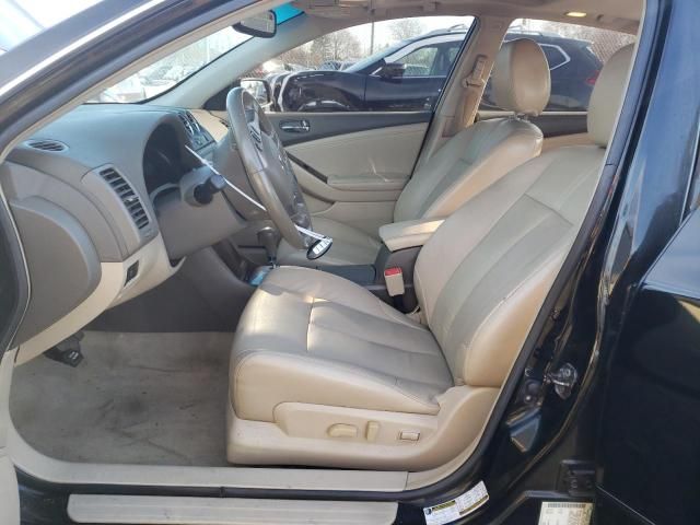 2010 Nissan Altima Base