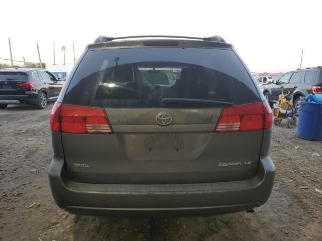 2004 Toyota Sienna CE