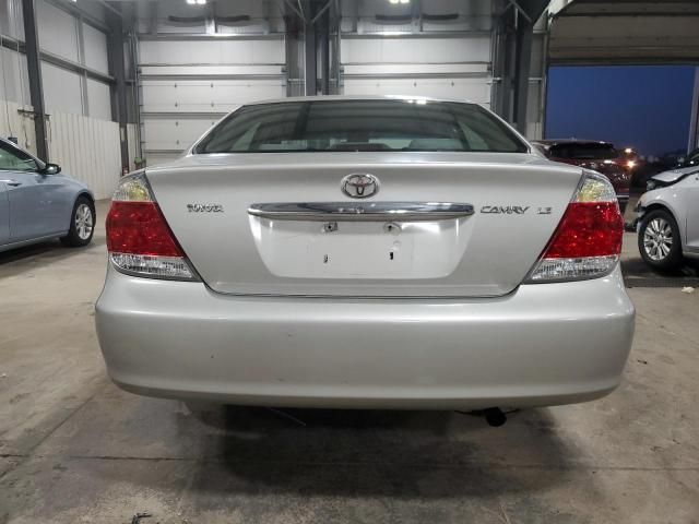 2005 Toyota Camry LE