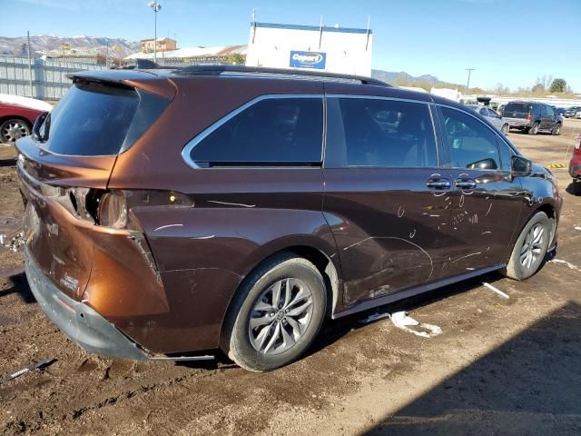 2023 Toyota Sienna XLE