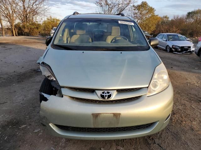 2010 Toyota Sienna CE