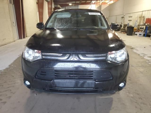 2014 Mitsubishi Outlander SE