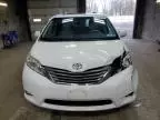 2014 Toyota Sienna XLE