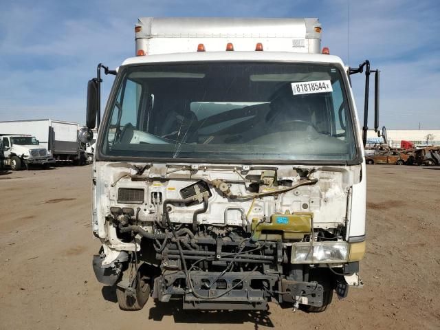 2004 Nissan Diesel UD1800