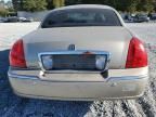 2004 Lincoln Town Car Executive