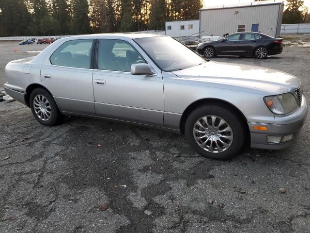 1999 Lexus LS 400